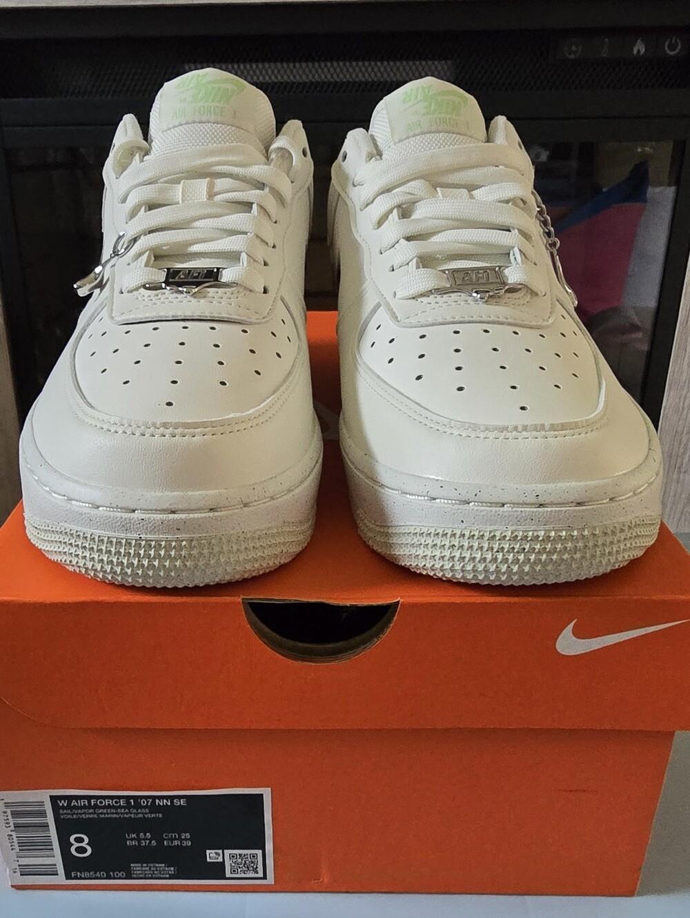 Nike Air Force 1 '07 Next Nature SE FN8540-100 Women's Size 8 New in Box